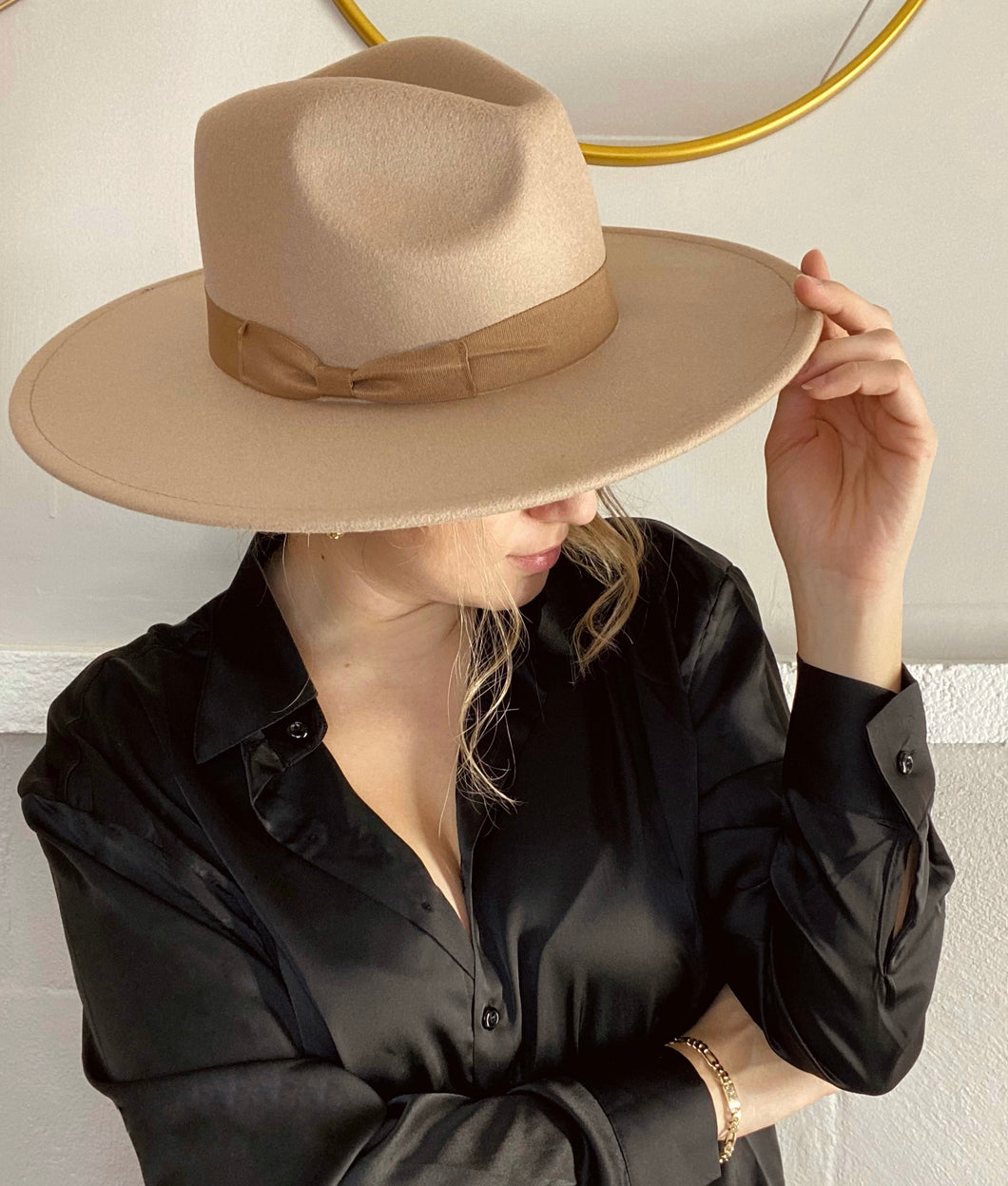 So Chic Wide Brim Hat