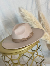 Load image into Gallery viewer, So Chic Wide Brim Hat
